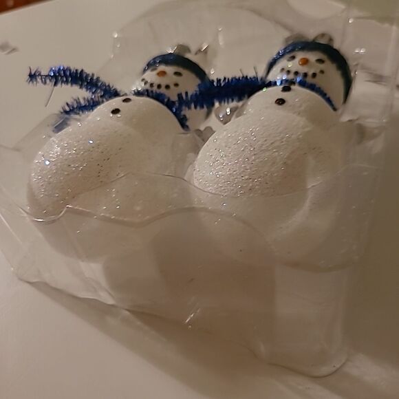 Set of Two Glittery Snowmen - Picture 4 of 6